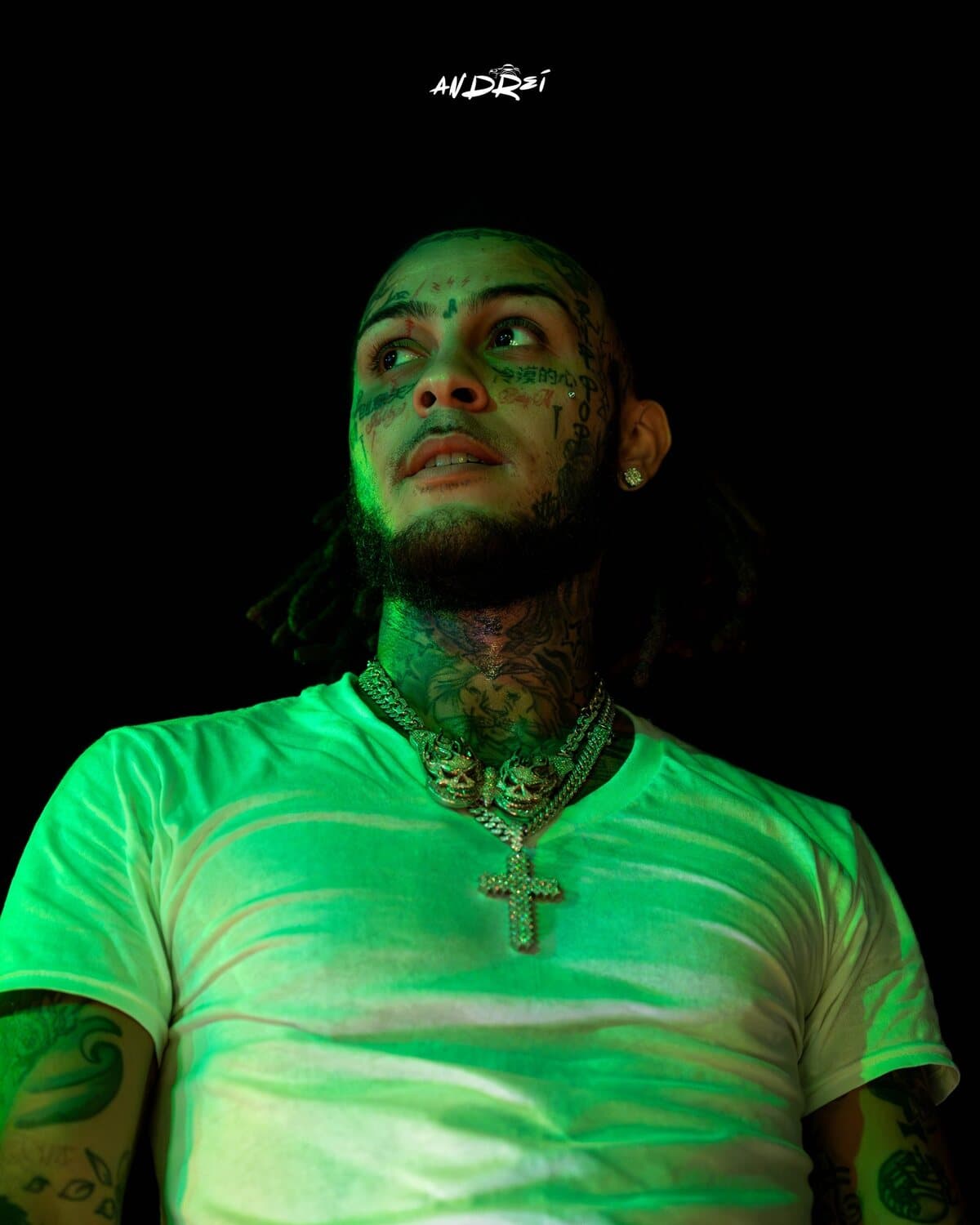 Lil Skies under green light